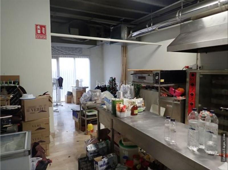 Foto 21fe4def-9c56-4369-921d-de5d8836c74b. Trapasso locale commerciale con riscaldamento in Barri del Centre Terrassa