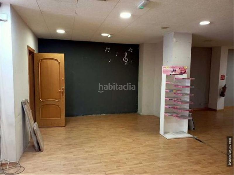 Foto 80d36200-83e2-4bea-8f63-dfb2723beb69. Lloguer local comercial amb calefacció a Eixample Mataró