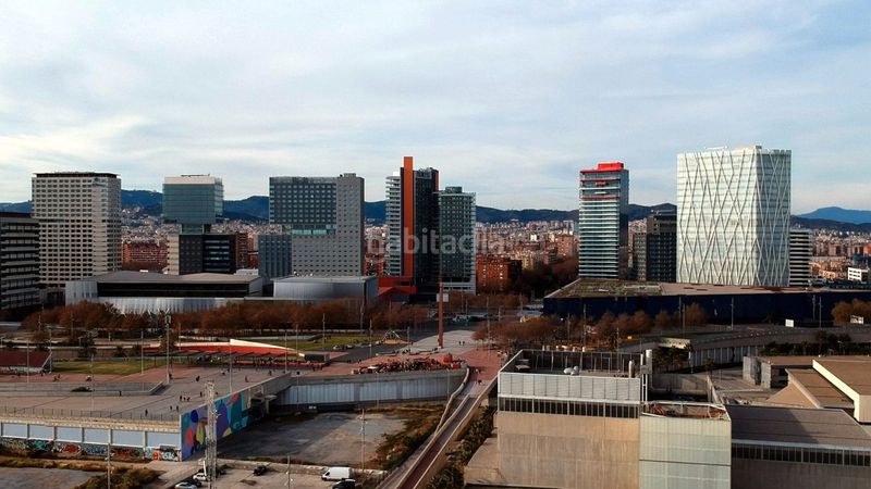Foto a3dcf467-7bd0-4920-814c-1203fa56020c. Traspàs local comercial amb calefacció a Dreta de l´Eixample Barcelona