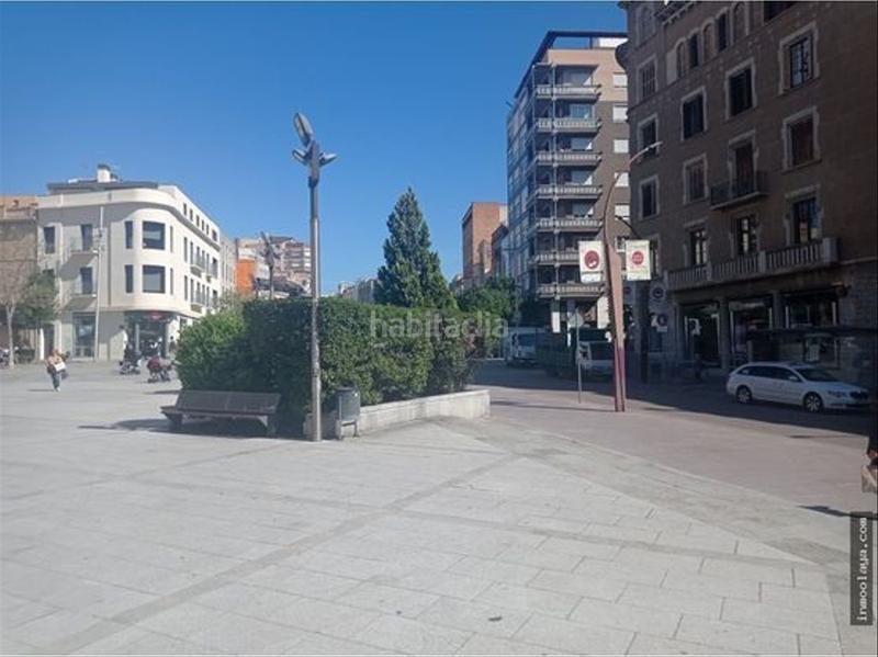 Foto c4958213-d9db-4dc1-9729-4ee94ef7af83. Local comercial venta local comercial en sabadel en Sabadell