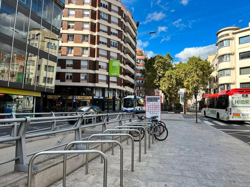 Foto d163bf98-5bff-4173-96d4-17015711dc1e. Pas-de-porte local commercial avec chauffage dans Barri del Centre Terrassa