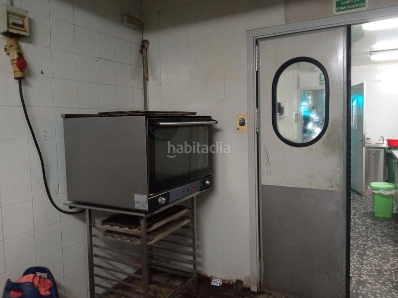 Foto c5b4cbcb-dc99-4919-bf6a-bda348d39e65. Pas-de-porte local commercial avec chauffage dans Concòrdia Sabadell