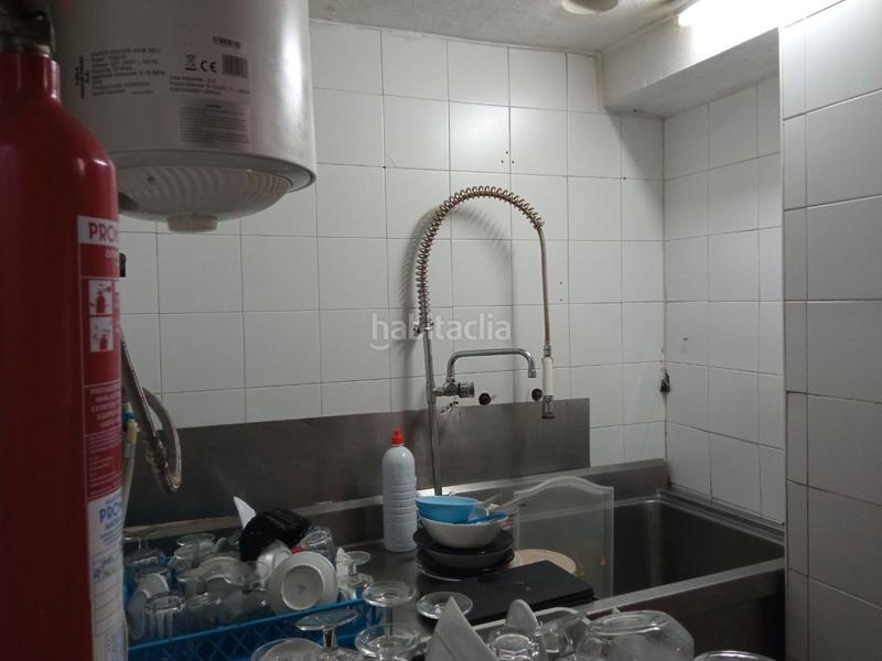 Foto dfe01094-7641-469a-aa3c-9cba2b15aa0f. Pas-de-porte local commercial avec chauffage dans Concòrdia Sabadell