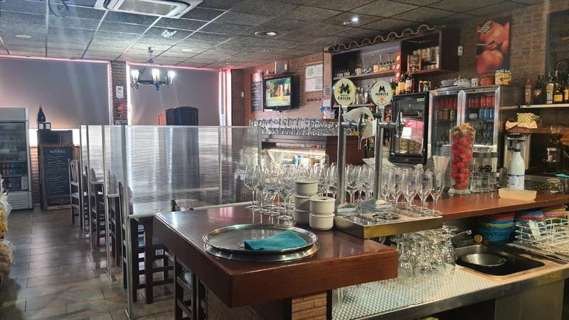 Foto 9c486b44-acff-470b-b3e7-1967195a22cf. Traspàs local comercial amb calefacció a Eixample - Can Bogunyà Castellar del Vallès