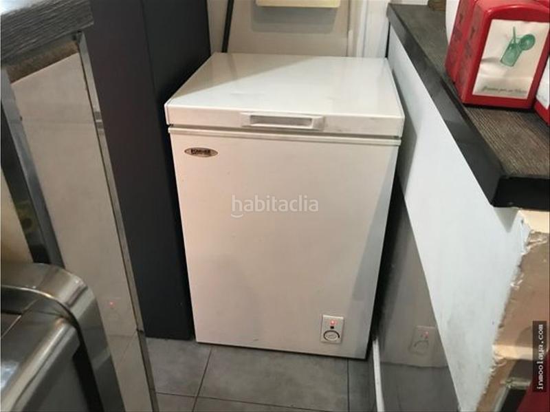 Foto d2fd1b40-7ec5-4b02-a4fb-f9f0fb5a7432. Pas-de-porte local commercial avec chauffage dans Poblenou Barcelona