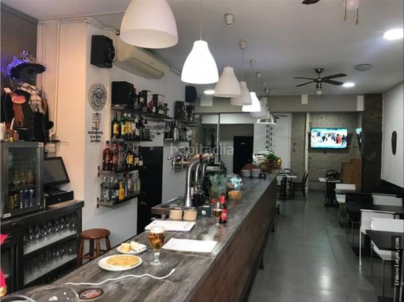 Foto 5831ef9c-c53b-498f-81f2-342f7a640916. Traspaso local comercial traspaso bar restaurante terraza en Barcelona