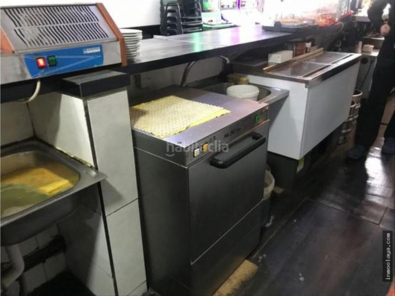 Foto 87cef627-a21e-48d2-8051-56fec8f396d0. Traspaso local comercial traspaso bar restaurante terraza en Barcelona