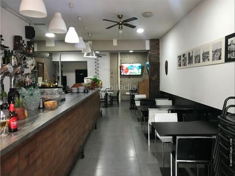 Foto 9425164c-b3ee-43ac-9c61-81aefffa49a4. Traspaso local comercial traspaso bar restaurante terraza en Barcelona