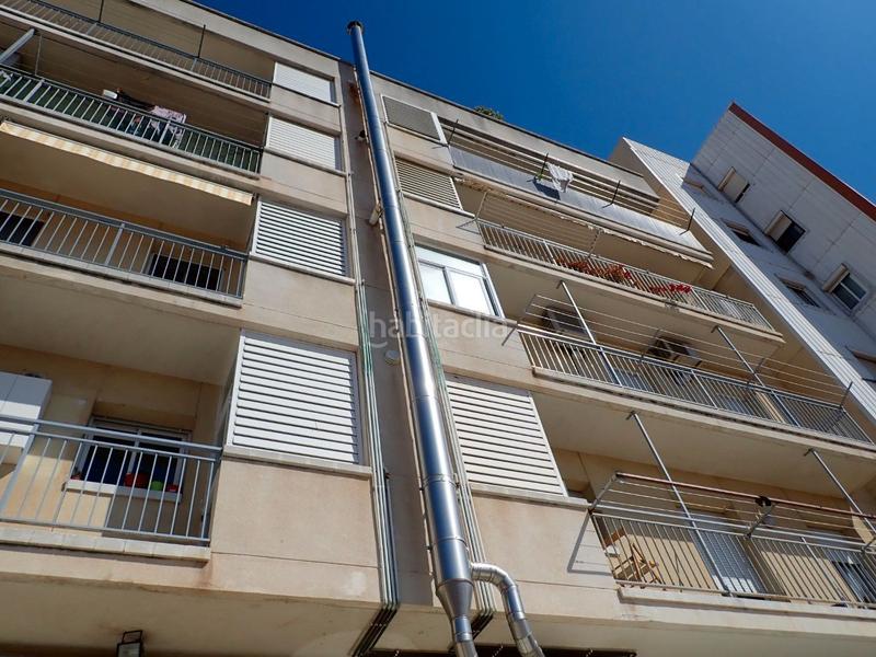 Foto 29c605db-5378-432f-9e42-5c30d2243396. Business premise with heating in Centre-Estació Gavà