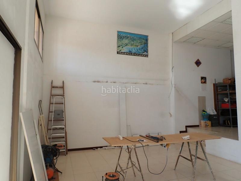 Foto 5e339403-eeaa-4e87-a6eb-a9cf44fae8d9. Business premise with heating in Centre-Estació Gavà