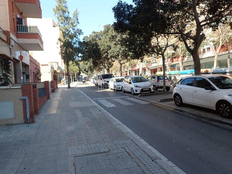 Foto f6ac59d4-b185-4af0-931c-8ad4e17876b1. Business premise with heating in Centre-Estació Gavà