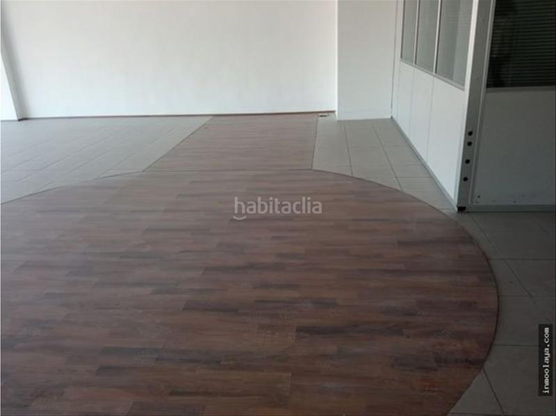 Foto 4a9f290e-5119-4c56-b7f5-1fb9fb50b707. Lloguer local comercial amb calefacció a Roquetes-Can Magí Sant Cugat del Vallès