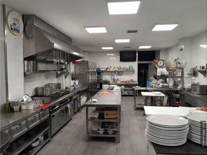 Foto 25c20a65-7ca5-4b38-a64c-ece4b3face9b. Trapasso locale commerciale con riscaldamento in El Poble Sec - Parc de Montjuïc Barcelona