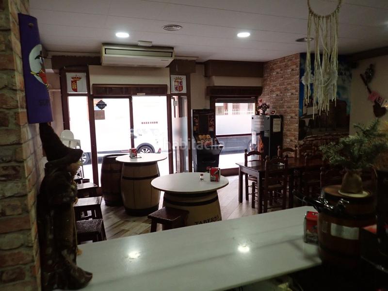 Foto 819b9a6c-2ac1-4161-9ebc-519b3eb6c8f6. Local comercial amb calefacció a Estruch-Eixample Prat de Llobregat (El)