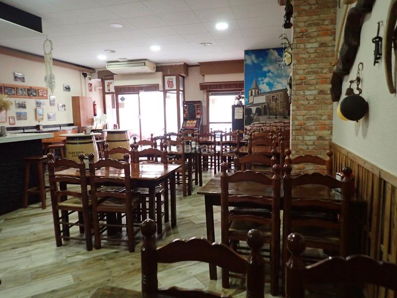 Foto 9e436827-59c3-4bcc-b190-b4fc64ca6e80. Local comercial amb calefacció a Estruch-Eixample Prat de Llobregat (El)