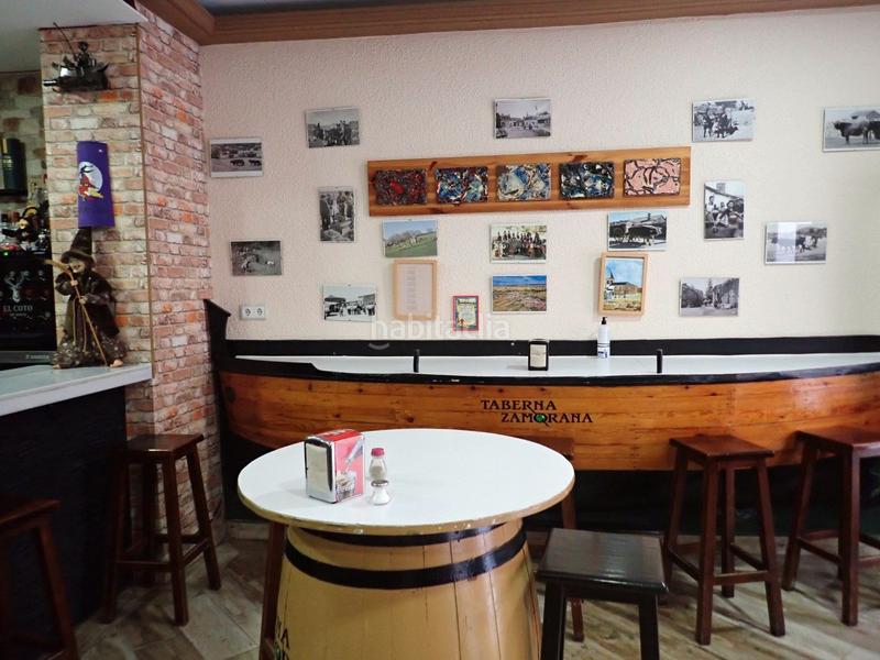 Foto c5d5cd60-c6c2-4aa5-8155-6b27b5d7e275. Local comercial amb calefacció a Estruch-Eixample Prat de Llobregat (El)