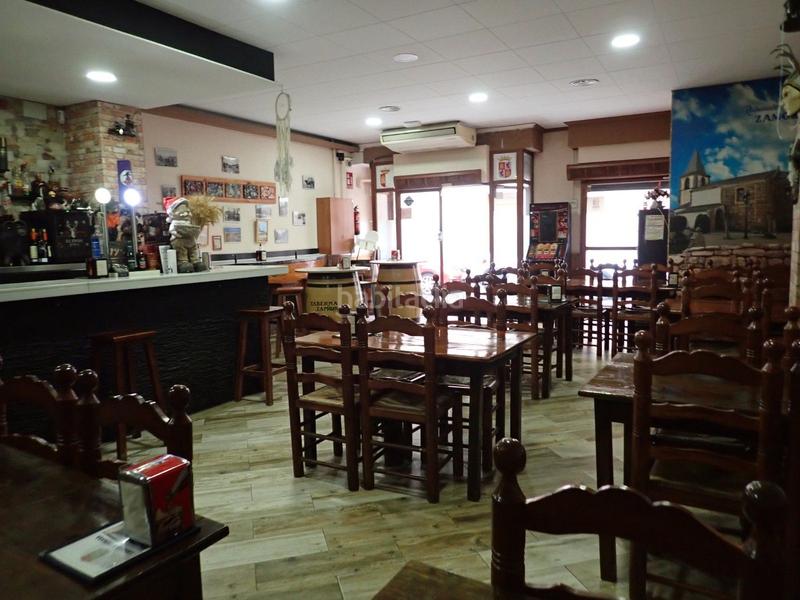 Foto f186b8ad-a00d-41d1-81fc-cd25b882a1ce. Local comercial amb calefacció a Estruch-Eixample Prat de Llobregat (El)