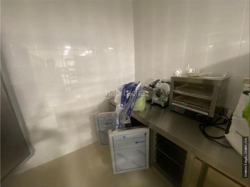 Foto 17328106-6586-4158-a852-76bf44abe7e9. Traspàs local comercial amb calefacció a Eixample Sant Feliu de Guíxols