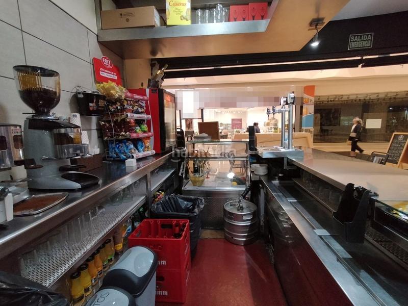 Foto e07c5e9f-0888-4bd4-99b3-c6641678bc47. Traspàs local comercial amb calefacció a Casablanca Sant Boi de Llobregat