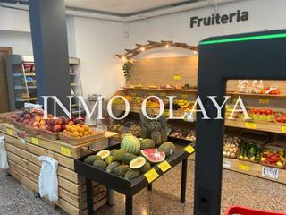 Local commercial à Marianao. Venta local comercial sant boi