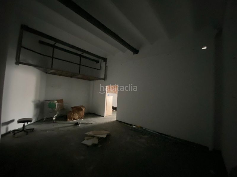 Foto accb1334-b712-4972-b410-9034bdb8fadd. Local comercial amb calefacció a La Font d´en Fargues Barcelona