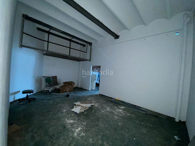 Foto d271226c-b854-450a-ad0b-5c9746a30b61. Local comercial amb calefacció a La Font d´en Fargues Barcelona