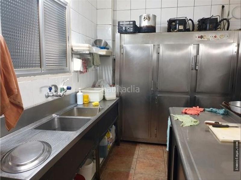 Foto 471710e3-fffb-4fce-aae6-2ab665413f11. Pas-de-porte local commercial avec chauffage dans Centre Ripollet