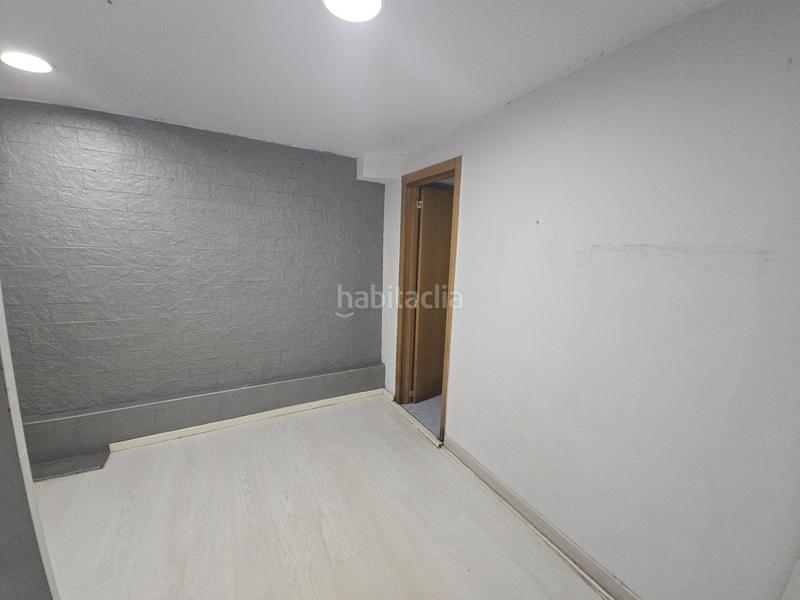 Foto f9b1d510-0f69-49f5-af0f-2f68fe756201. Alquiler local comercial 17 de agosto en Centro Gijón