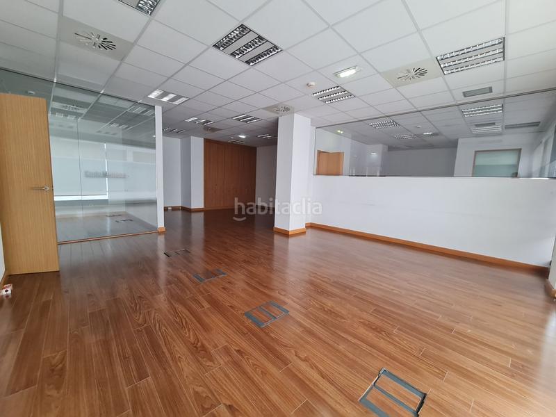 Foto d8d538f4-5787-4e12-9c72-d39cc83da39b. Location bureau dans Viesques Gijón