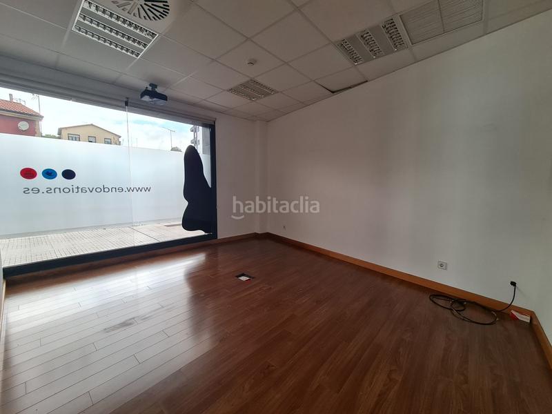 Foto 7defa437-07f1-429b-84af-4fae6525282c. Miete büro in Viesques Gijón