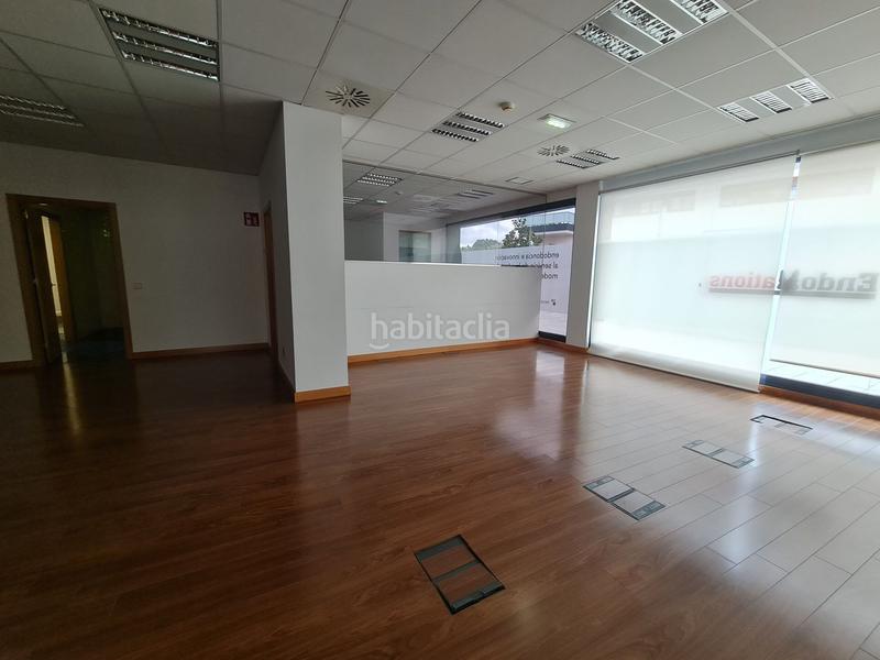 Foto 6b7c4d0c-1ae7-4c14-af43-9d4a32242f81. Rent business premise in Viesques Gijón