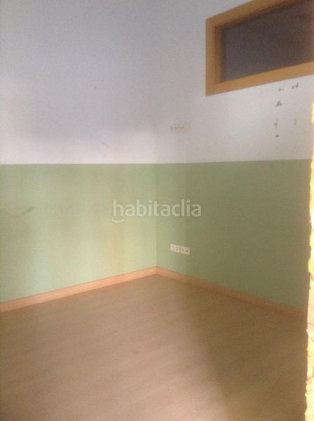 Foto b8f9a25e-ac62-40a9-9c80-f07897b31b58. Lloguer local comercial a Ceares Gijón