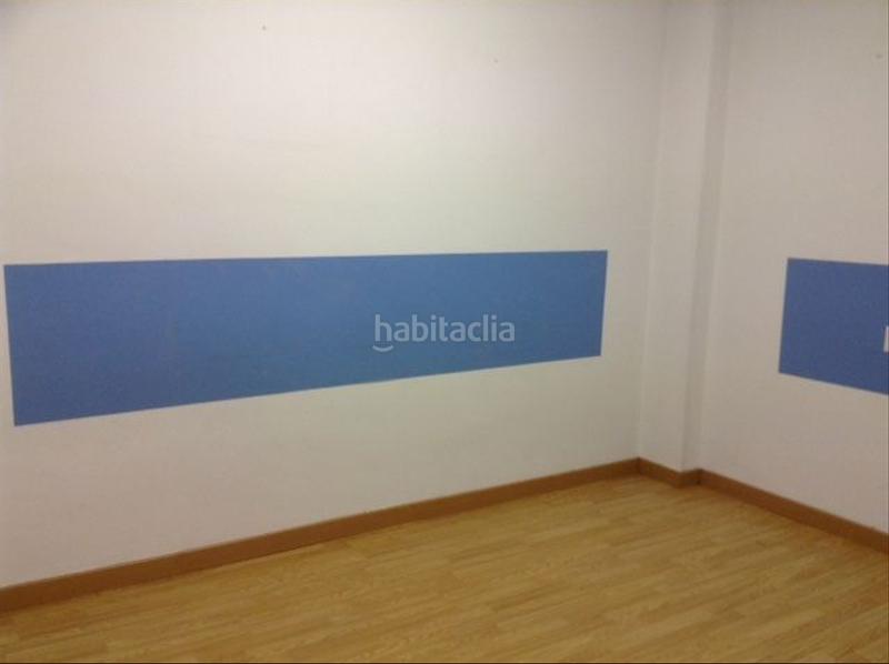 Foto 4159ea16-becf-4c8e-9943-e52a4ce57b61. Rent office space with heating in Centro Gijón