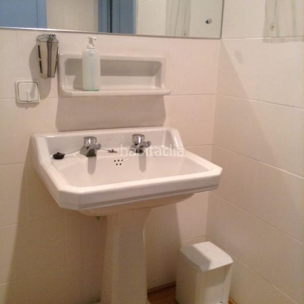 Foto 4788646d-4dff-4f13-a59a-66be8f0f5cd5. Rent office space with heating in Centro Gijón