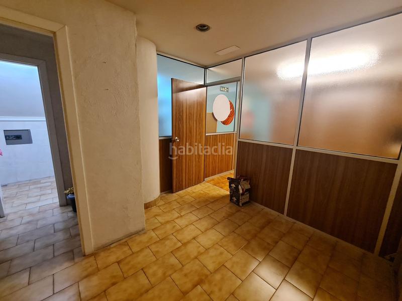 Foto 5d45b69b-533f-469d-837b-ee16a1ca9f0d. Alquiler local comercial cabrales 31 en Centro Gijón