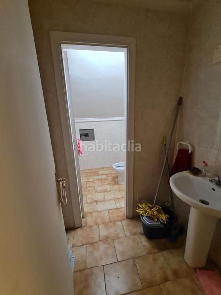 Foto 098d1200-854c-4b67-a22d-cb50a2689a42. Location local commercial dans Centro Gijón