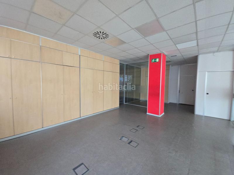 Foto 2e98f5ed-779d-40d9-bcef-7f553a945c26. Location local commercial dans La Calzada Gijón