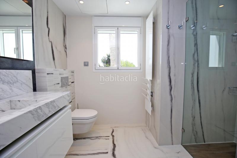 Foto af80859d-a70e-416f-89b4-c9ab909b5ee2. Maison jumelée avec chauffage piscine dans Nueva Andalucía centro Marbella