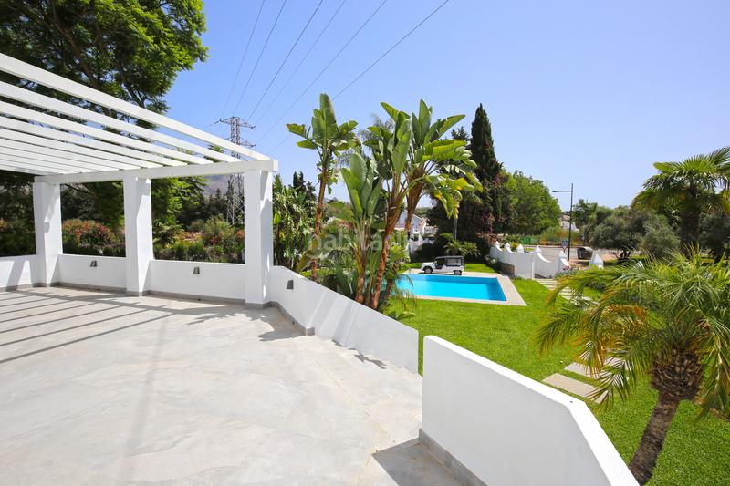 Foto e49d8e7f-d3dd-4b31-8156-892684837132. Maison jumelée avec chauffage piscine dans Nueva Andalucía centro Marbella