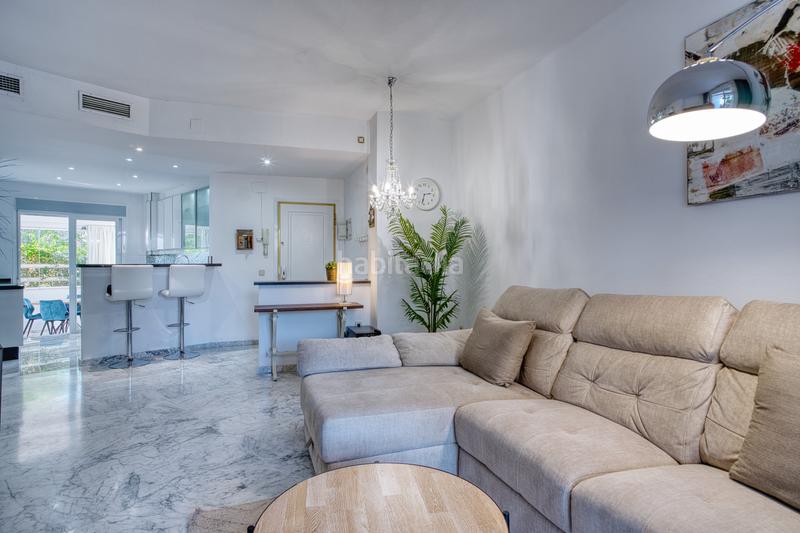 Foto ab6e00ad-84bd-4ed5-af93-555ddfa9da76. Planta baixa amb aparcament piscina a La Carolina - Guadalpín Marbella