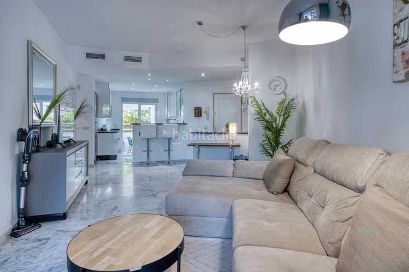 Foto c1494e36-0c04-4482-9d90-3c7a73713edb. Planta baixa amb aparcament piscina a La Carolina - Guadalpín Marbella