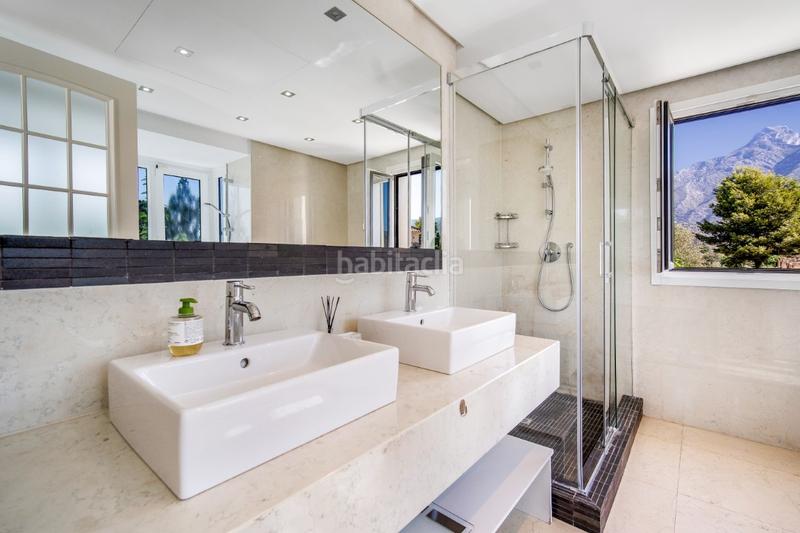 Foto 83961d57-ccb6-4dac-9d0b-6d2f2e46a762. Haus mit parking pool in lomas de Marbella club Marbella