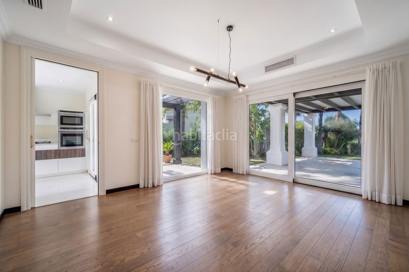 Foto a9194696-c117-41a5-a6b6-cad6704c41b1. Casa amb aparcament piscina a lomas de Marbella club Marbella