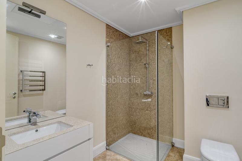 Foto 290cae79-2951-47b8-9c0d-c159bedd504e. Haus mit parking pool in lomas de Marbella club Marbella