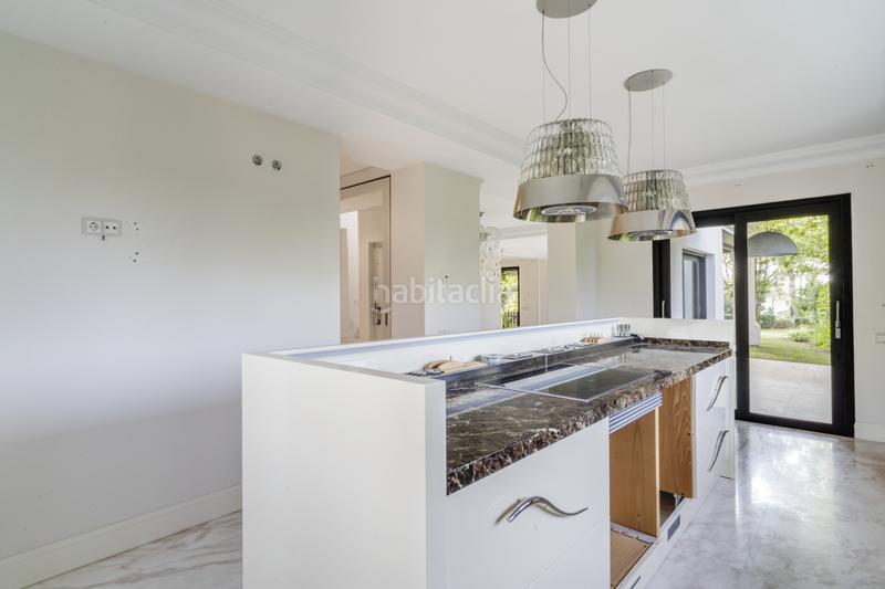 Foto 69cfb0f6-8d21-4590-9a64-2cb66fdcf121. Haus mit parking pool in lomas de Marbella club Marbella