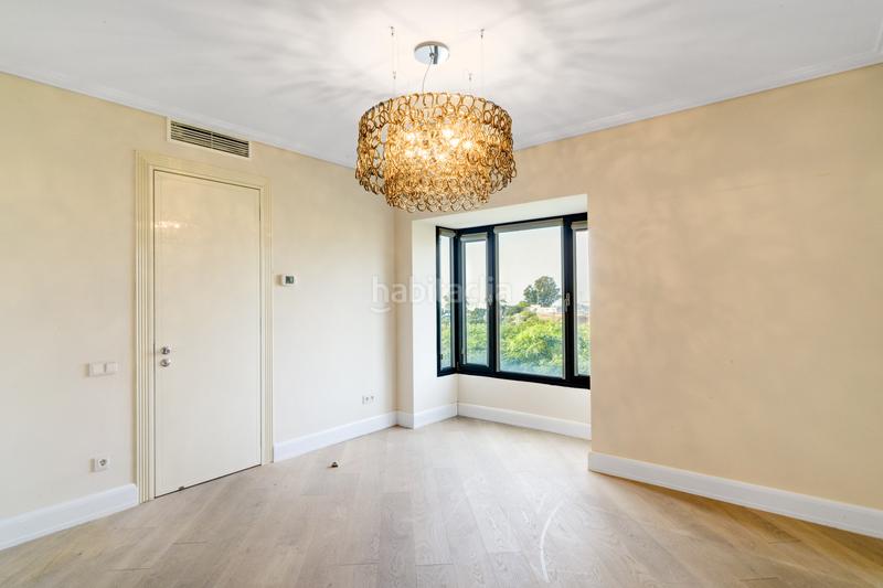 Foto a19cc55a-0ba0-4e8c-912b-23eac77db1e6. Haus mit parking pool in lomas de Marbella club Marbella