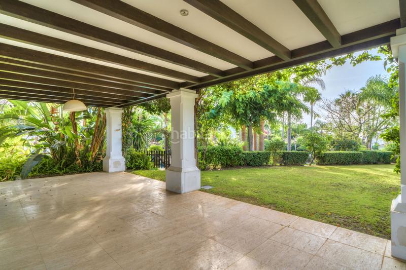 Foto adc7a5ca-b7e1-4615-a265-7cabcf2ec216. Haus mit parking pool in lomas de Marbella club Marbella