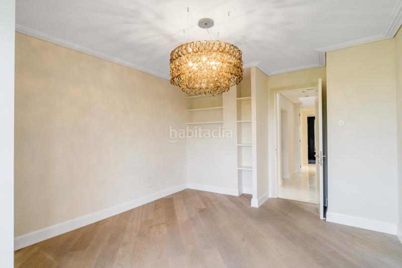 Foto d2c192d3-7a9e-43f6-9bad-a6f47912f811. Haus mit parking pool in lomas de Marbella club Marbella