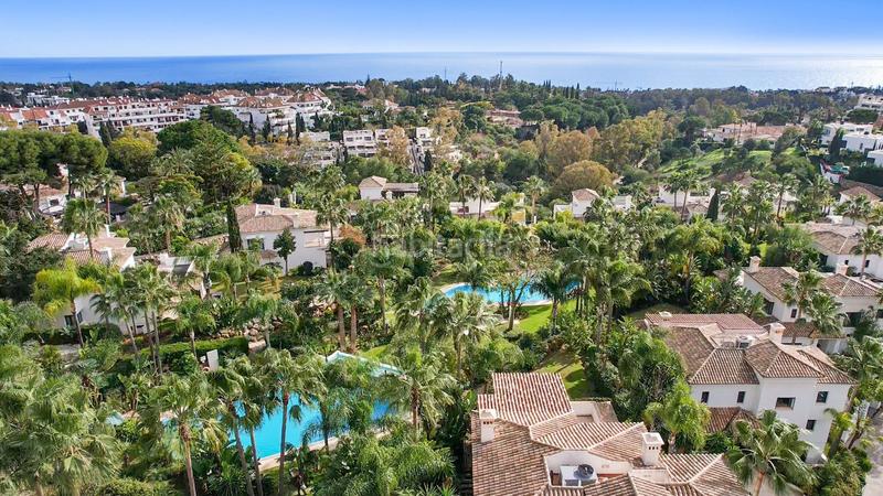 Foto dd5844e2-66e8-4e89-9aab-9554fb860cae. Haus mit parking pool in lomas de Marbella club Marbella