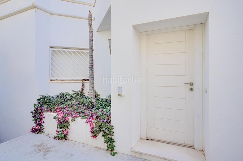 Foto 6d703cbe-6710-4920-8c9d-a079509016c4. House with parking pool in Elviria Marbella